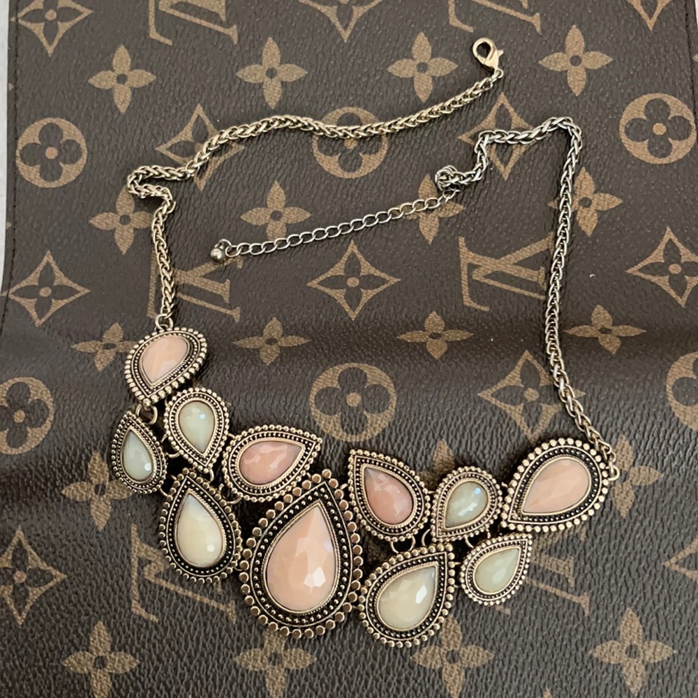 Multi colored necklace